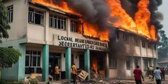 Eleme LG Quarters on Fire